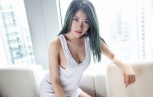 色婷婷六月极品精品久久综合_BD韩语神马在线观看