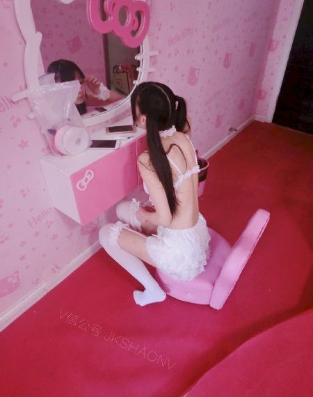 人妖王思涵TS男奴深喉_超清在线播放观看