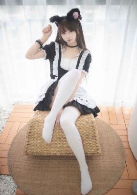 三个女军花撅着屁股_BD国语高清完整版